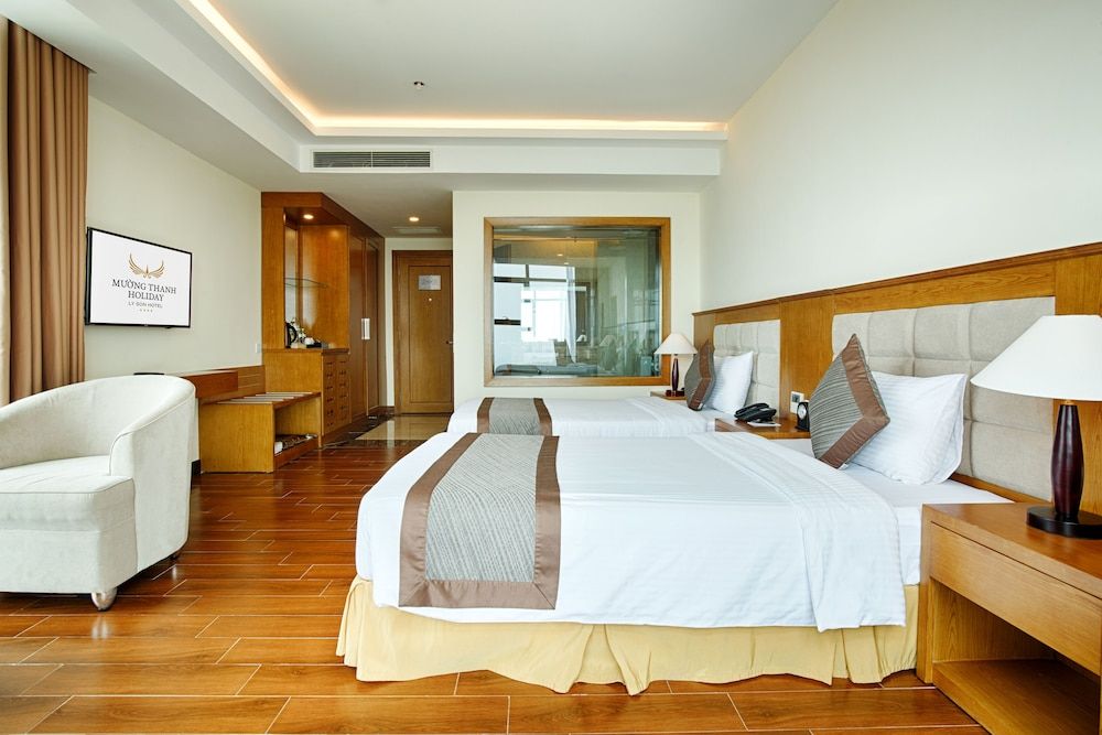 Muong Thanh Holiday Ly Son Deluxe Twin Room (Sea View or Mountain View) 3