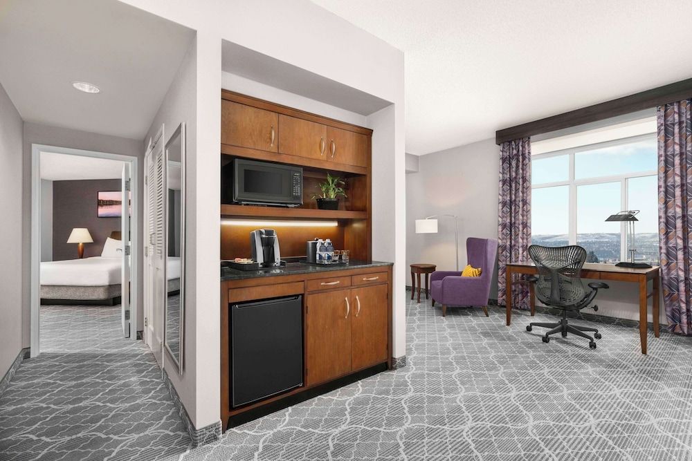 Hilton Garden Inn Calgary Airport Room 6