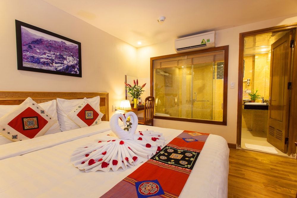 Sapa Centre Hotel Standard King Room 5