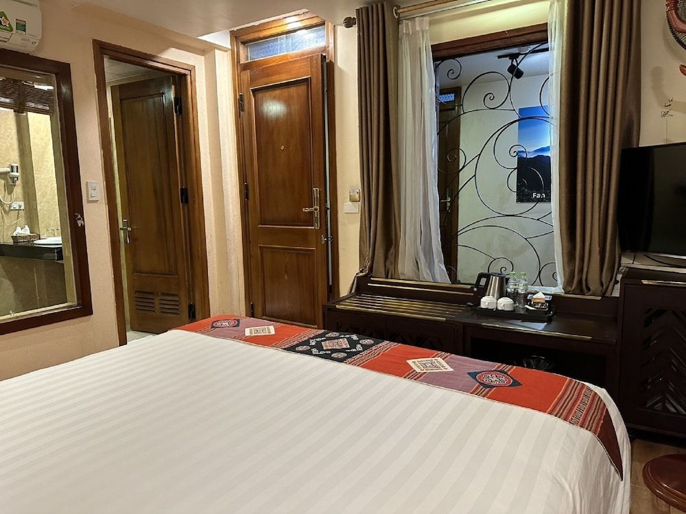 Sapa Centre Hotel Standard King Room