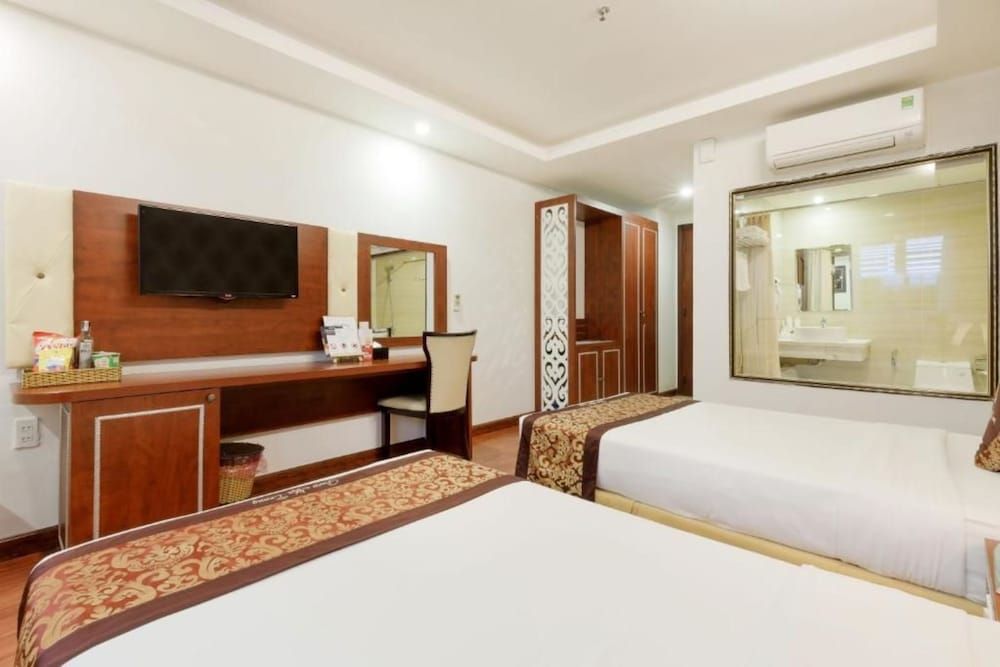 Superior Triple Room, City View