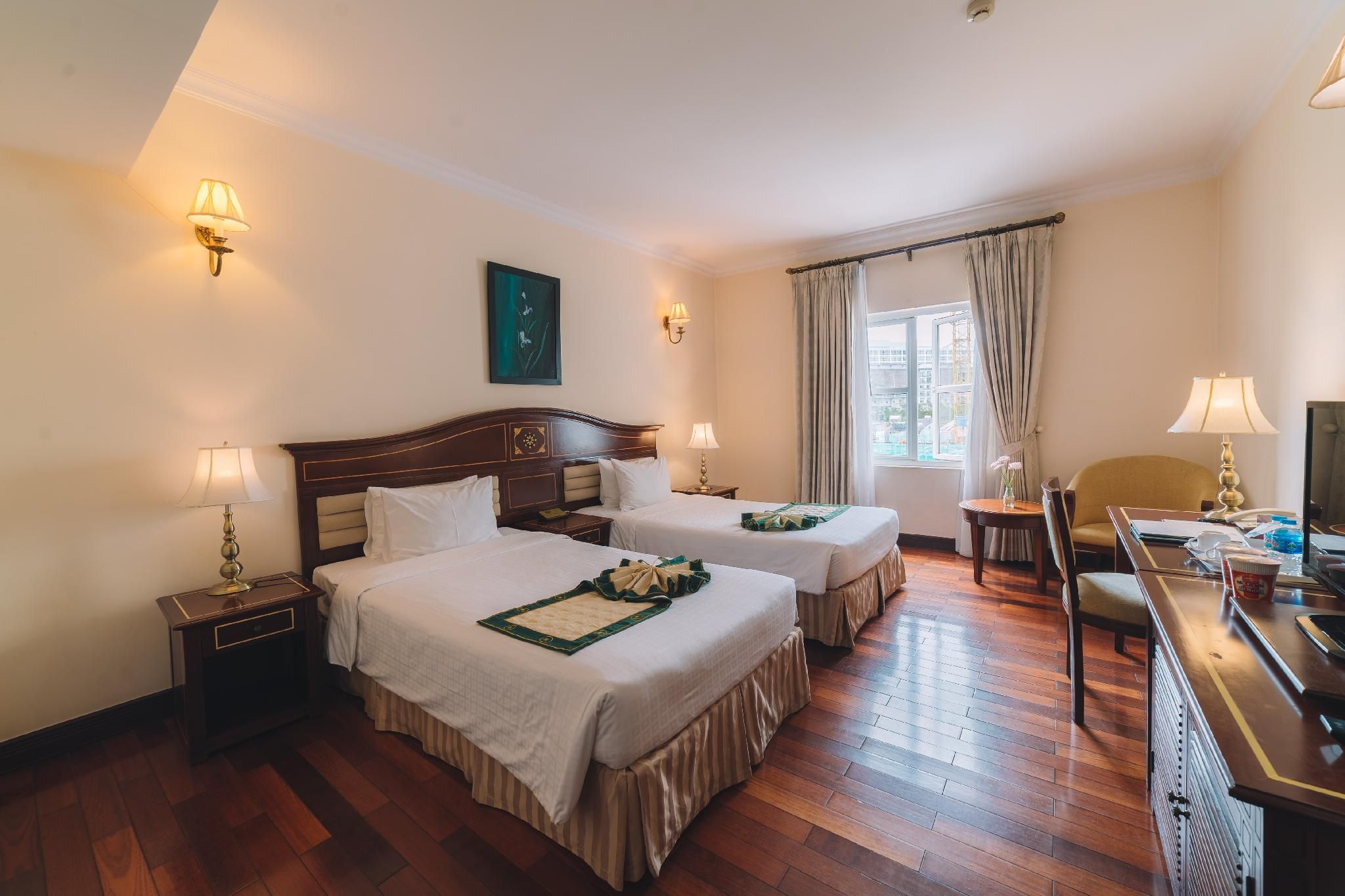 Saigon Dalat Hotel Superior City View 2