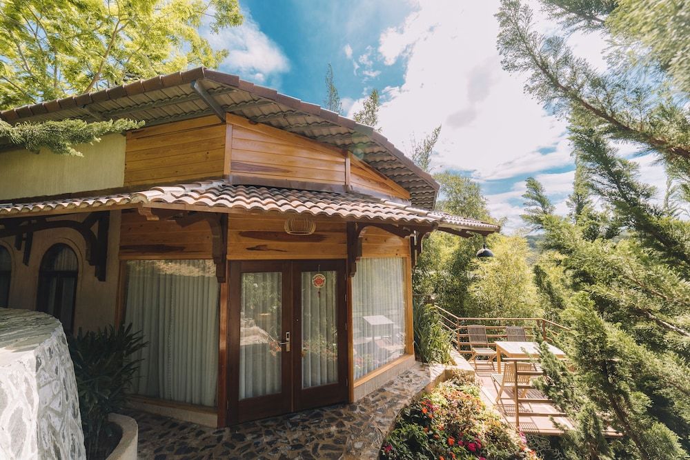 undefined Zen Valley Dalat 8