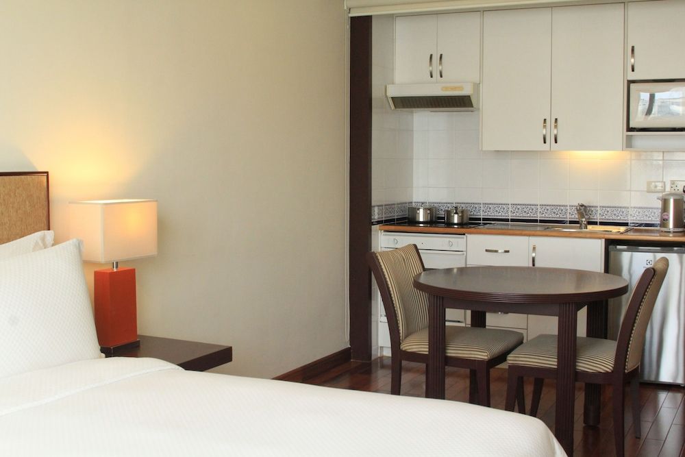 The Landmark Serviced Apartments - Managed By Peninsula Properties Superior Studio, City View 4