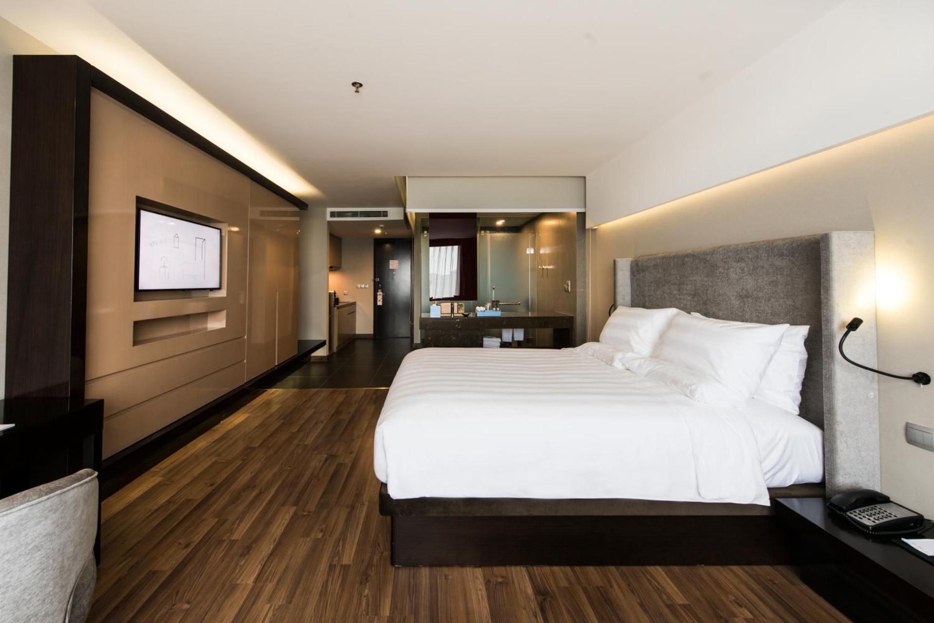 undefined Novotel Suites Hanoi 5