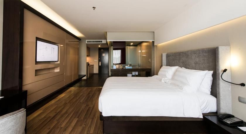 undefined Novotel Suites Hanoi 5