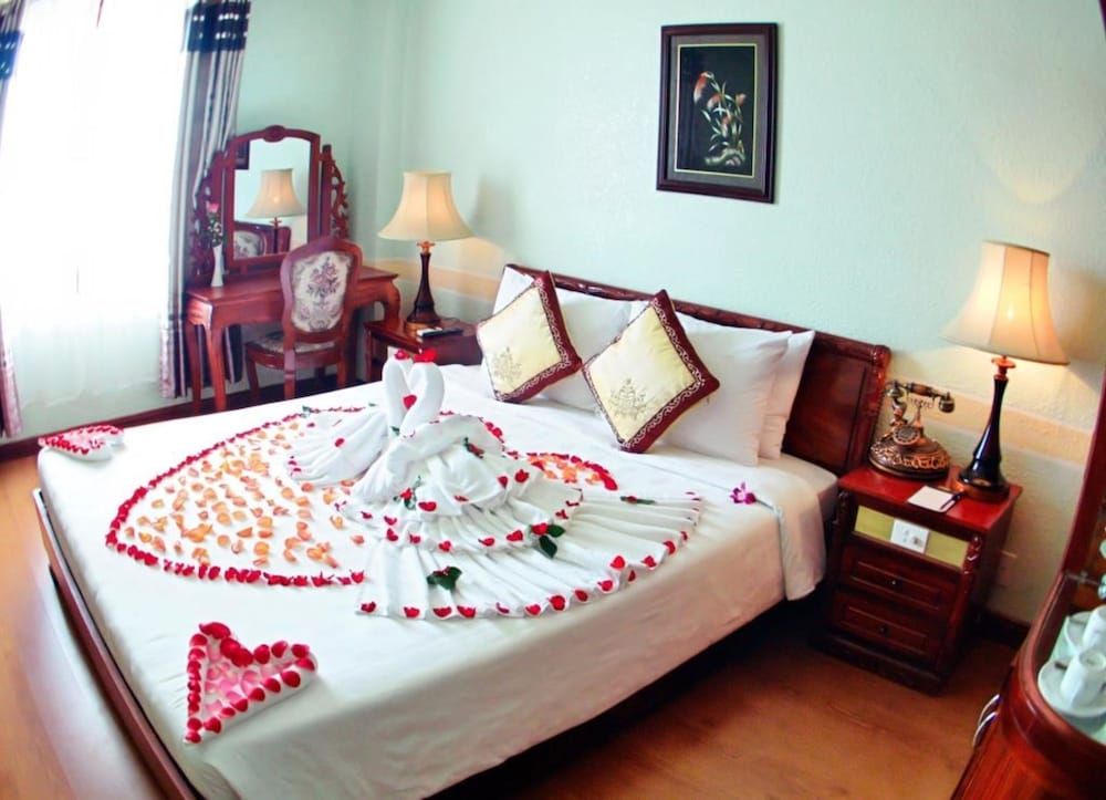 Ninh Kieu 2 Hotel VIP Room 6