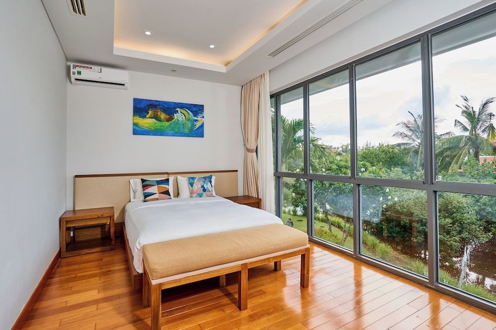 Ocean Luxury Villas Danang Standard Villa, 3 Bedrooms, Private Pool 2