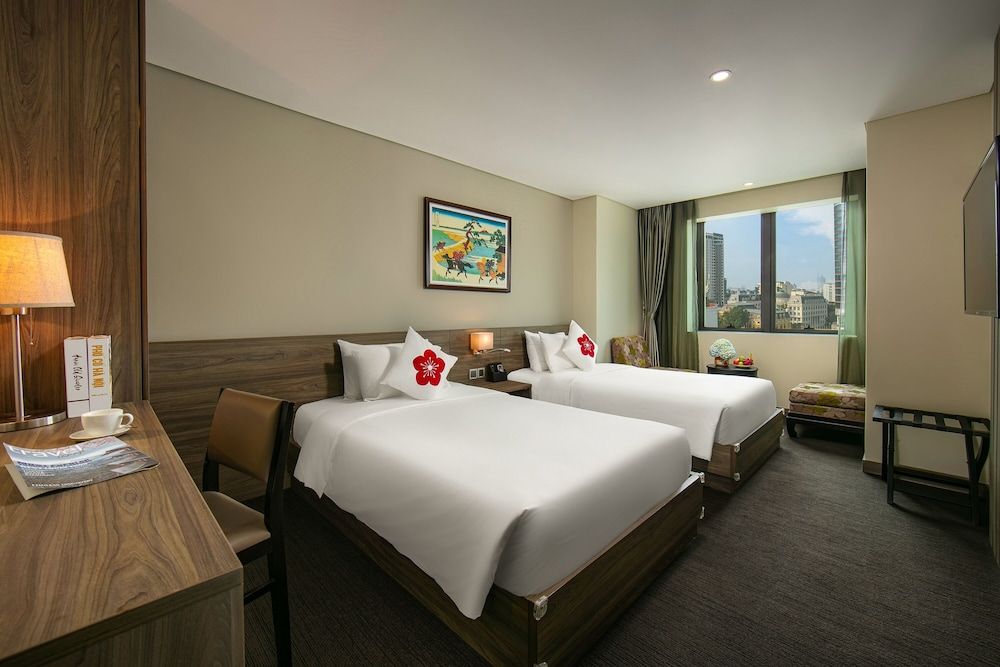 undefined Hanoi Tokyo Hotel 10