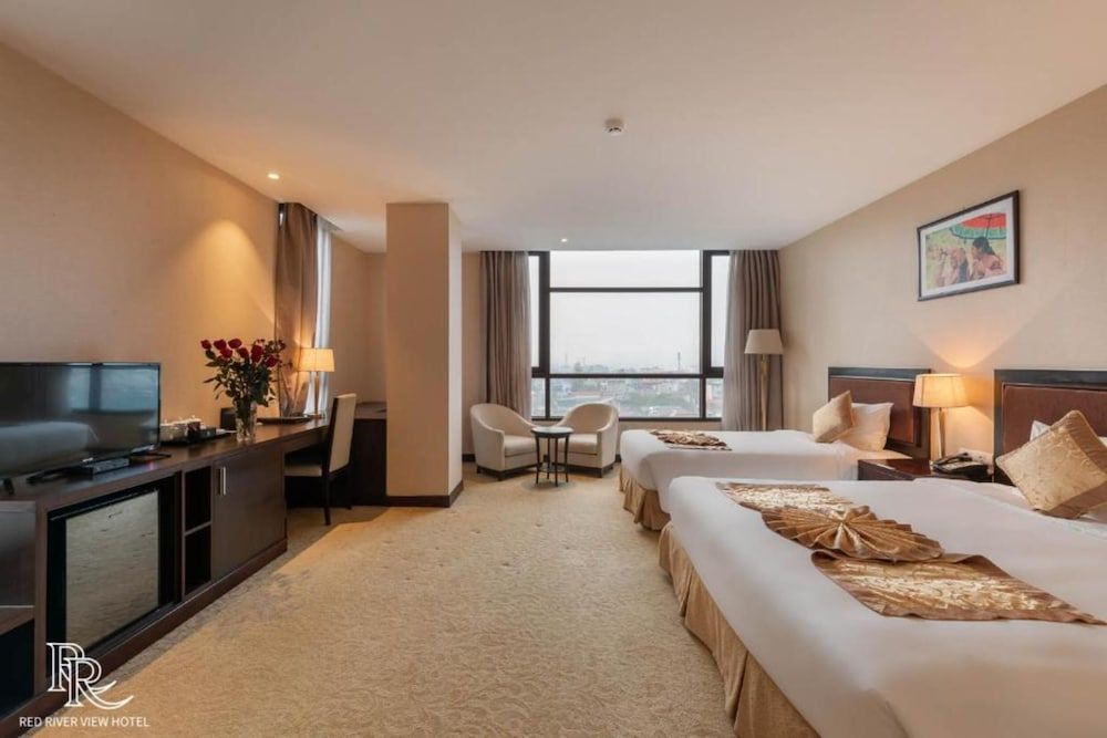 Red River View Hotel Deluxe Triple Room 10
