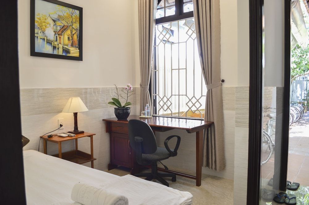 Halo Homestay Standard Double Room Single Use, Garden Area 6