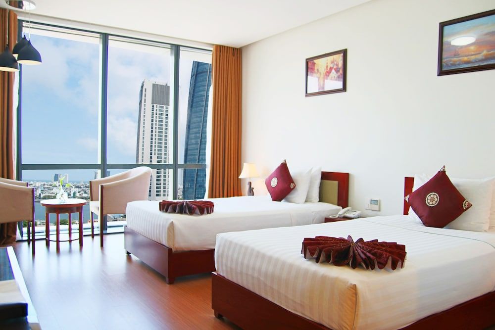 undefined Danang Han River Hotel 10