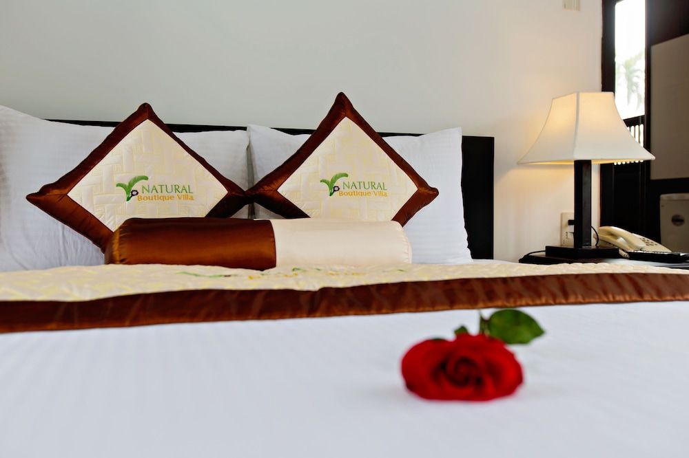 Senior Double Room, 1 King Bed, River View