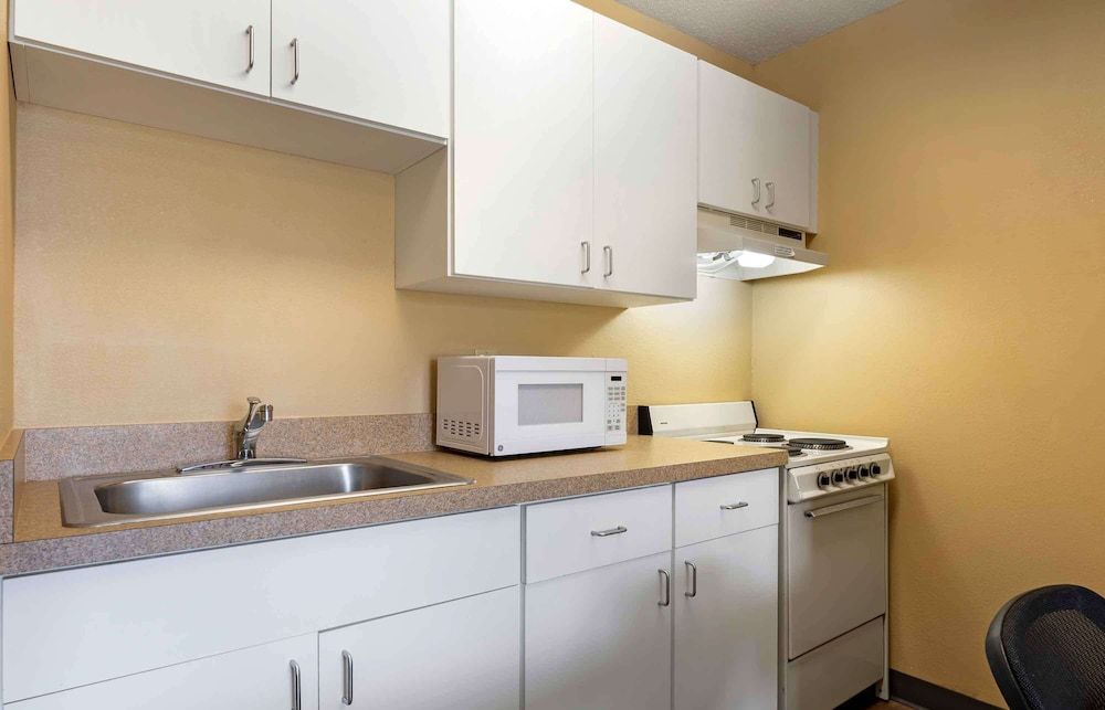 Extended Stay America Select Suites South Bend Mishawaka S Studio, 1 Queen Bed, Non Smoking 5