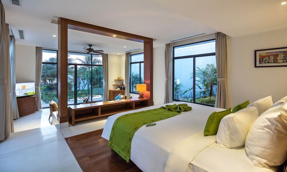 Pool Villa (with Pool View)