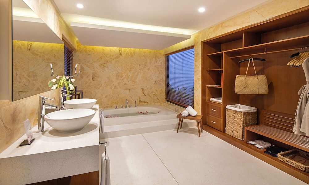 Beach Front Pool Villa