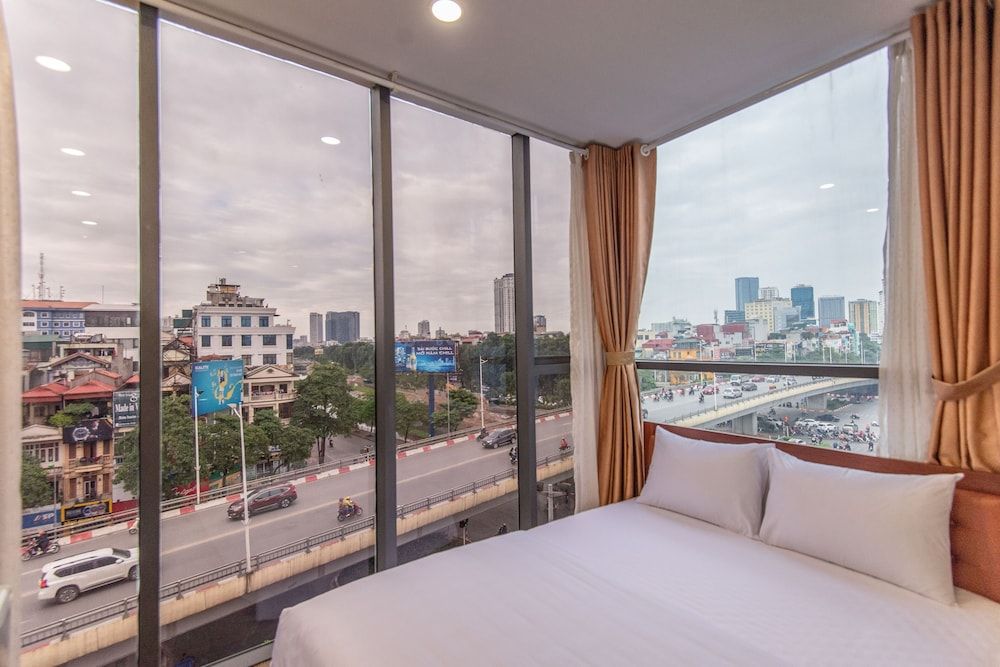 Coco Hotel Hanoi Deluxe Double Room 5
