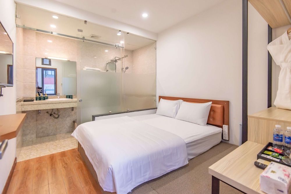 Coco Hotel Hanoi Classic Double Room 2