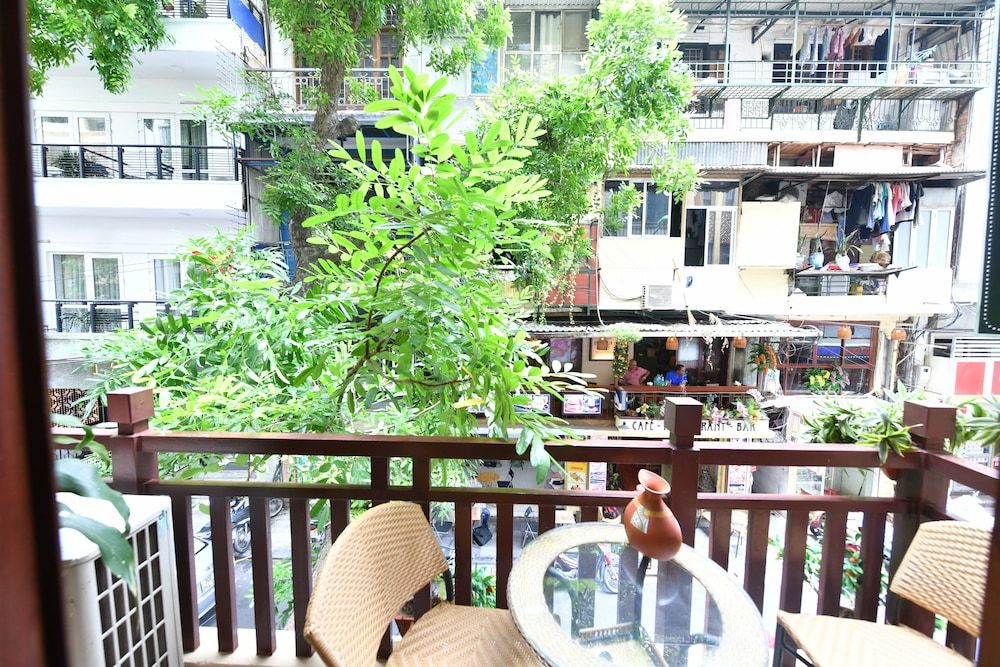 The Artisan Lakeview Hotel Deluxe Room, 1 Double or 2 Twin Beds, City View 7