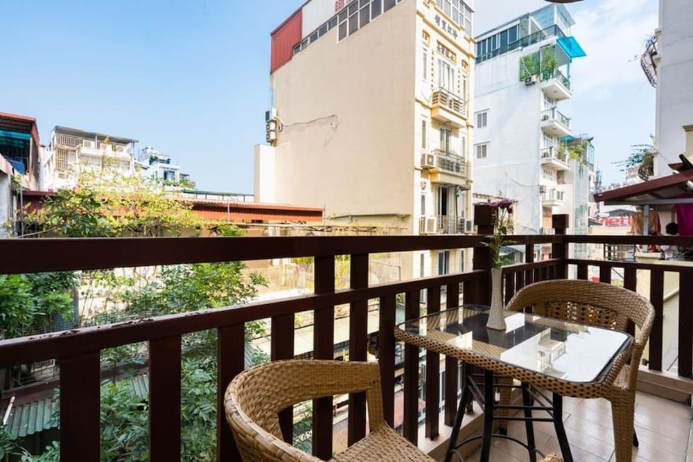 The Artisan Lakeview Hotel Deluxe Room, 1 Double or 2 Twin Beds, City View 5