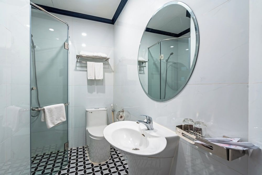 Tuan Chau Resort Ha Long Pine Hill Double Room 4