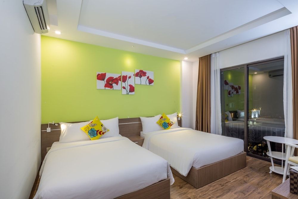 Raon Danang Beach Hotel Deluxe Twin Room, 2 Double Beds, City View 6