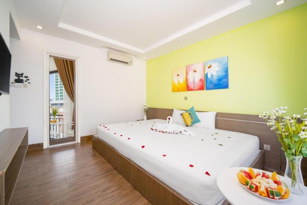 Raon Danang Beach Hotel Deluxe Twin Room, 2 Double Beds, City View 5