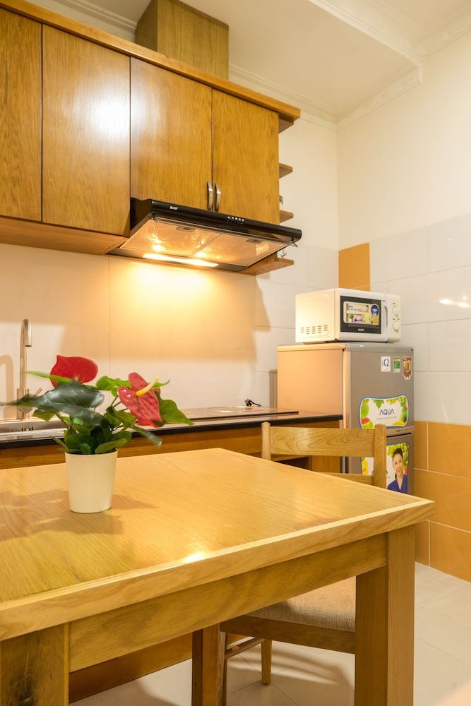 Kelly Serviced Apartment Thao Dien Deluxe Apartment, 2 Twin Beds, Kitchenette