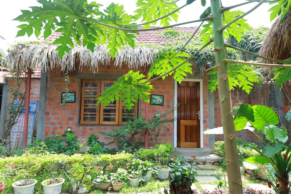 Deluxe Double Room, Garden View