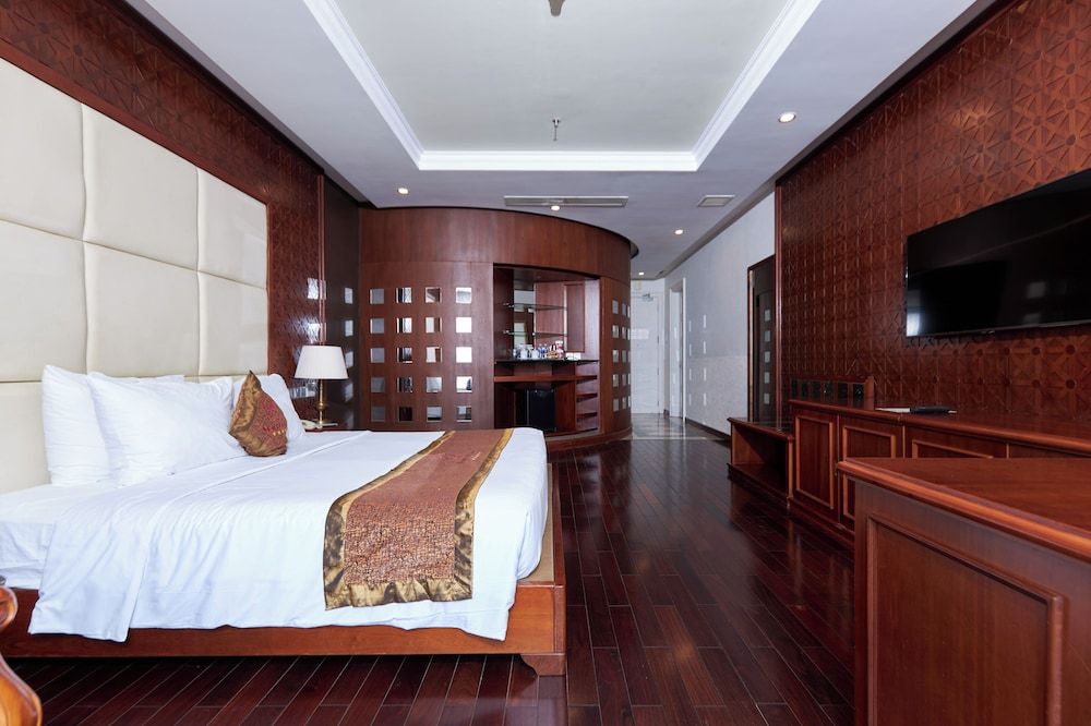 Presidential Apartment, 3 Bedrooms, Lake View