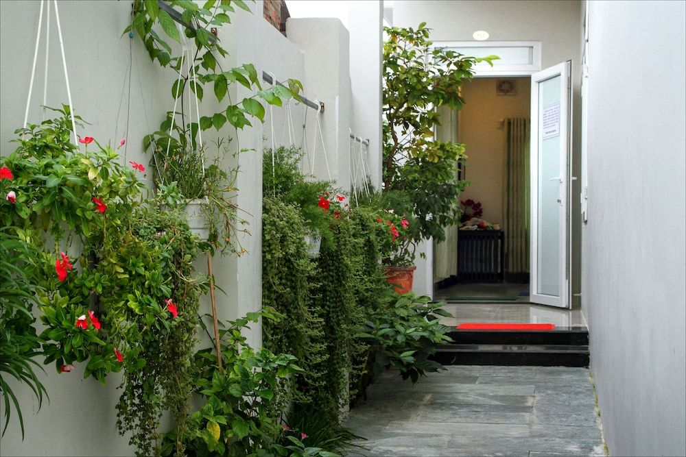 undefined Flame Flowers Homestay 7