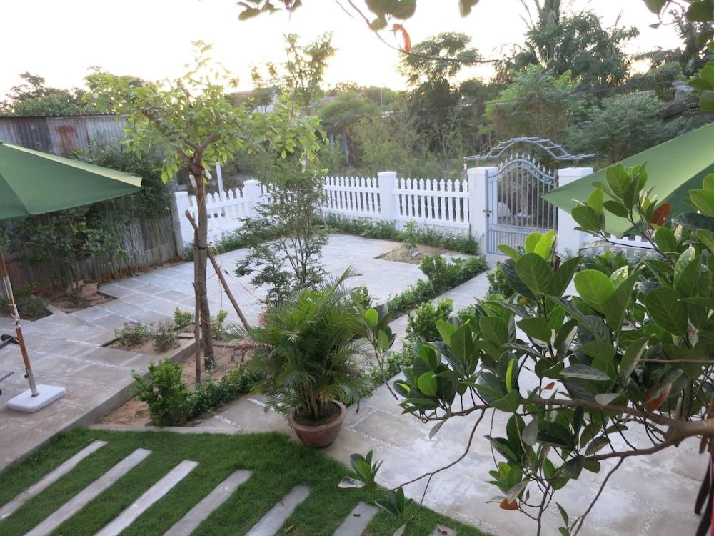 undefined Flame Flowers Homestay 8