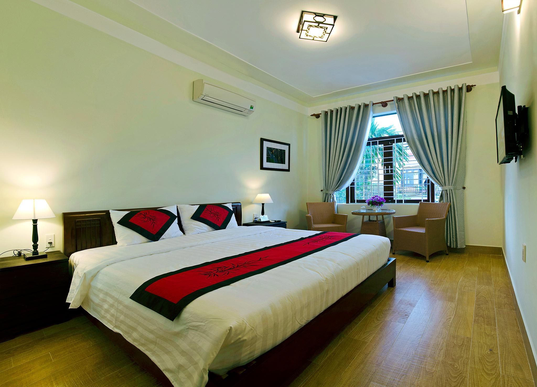 Double Bed Deluxe