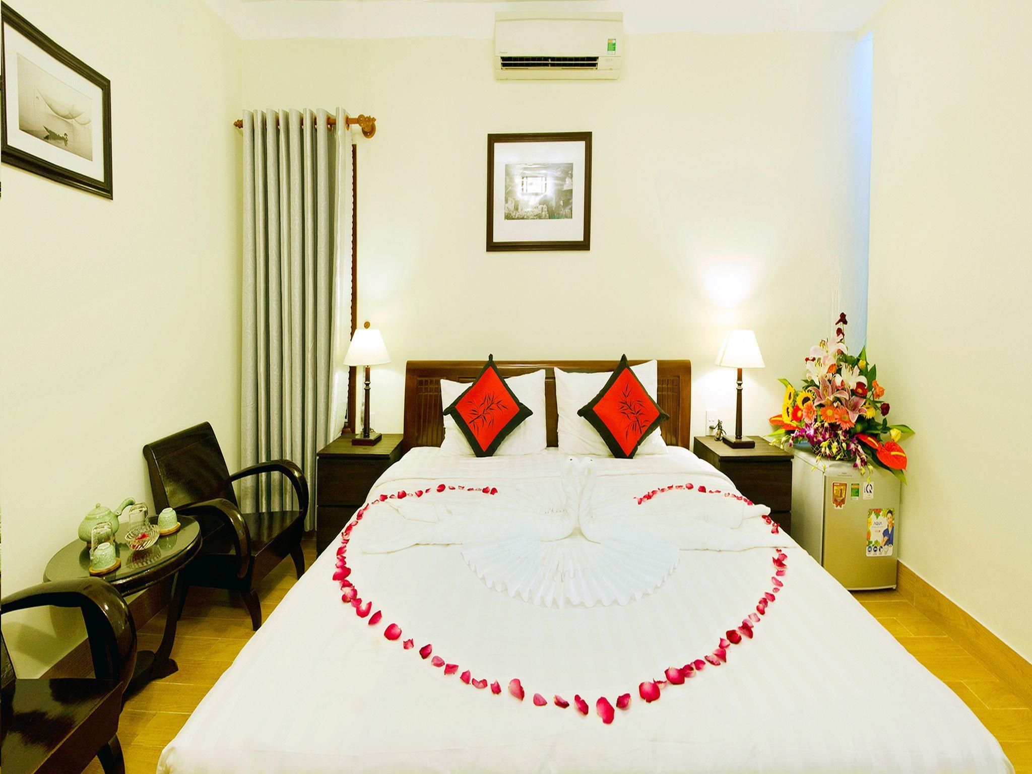 Double Bed Deluxe