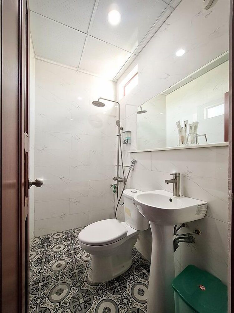 undefined Quan Quan Hotel 9