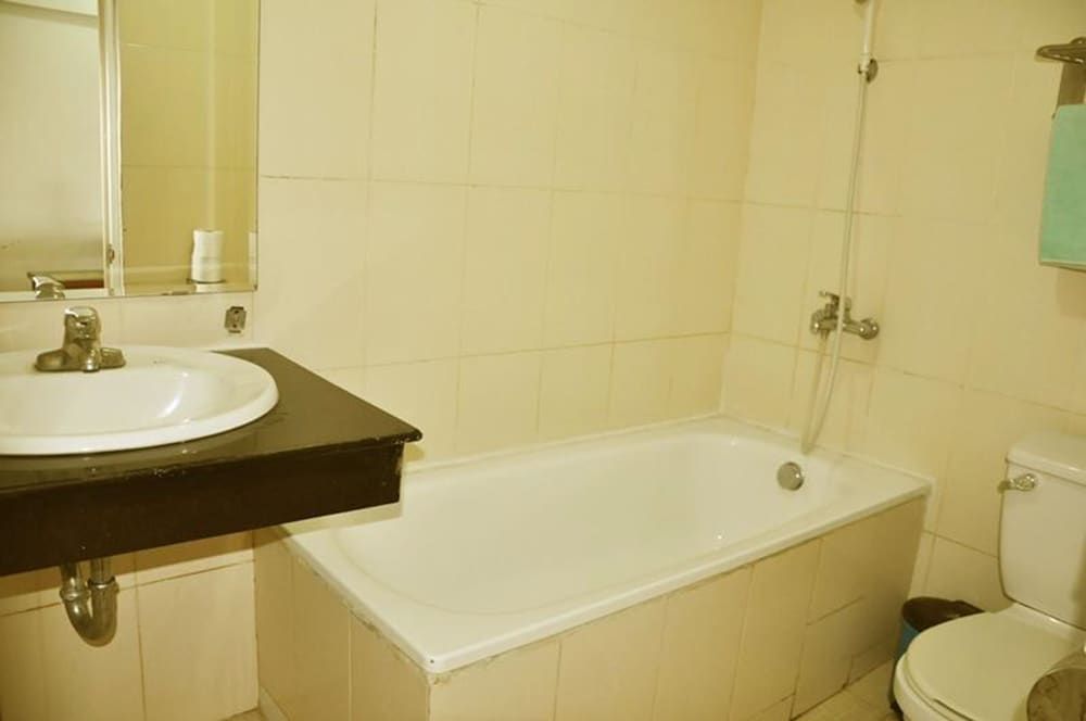 Camellia Hanoi Hotel Superior Room, 1 Bedroom, Non Smoking 3