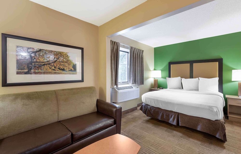 Extended Stay America Suites - Cleveland - Westlake Deluxe Studio, 1 Queen Bed with Sofa bed, Non Smoking