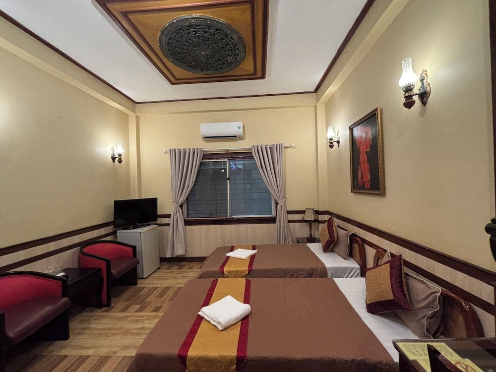 undefined Bi Saigon Hotel 2