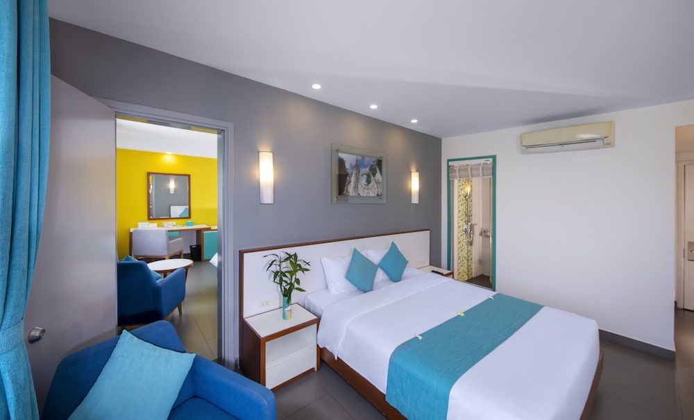 Deluxe Double Room, City View
