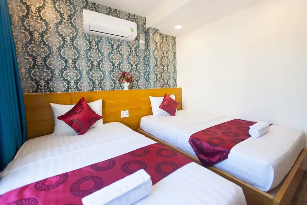 undefined Ailen Garden II Hotel 5