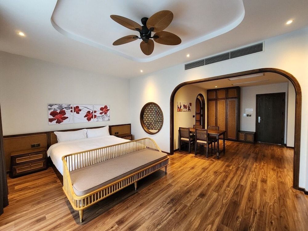 undefined Hoi An Emotion Boutique Villa 5