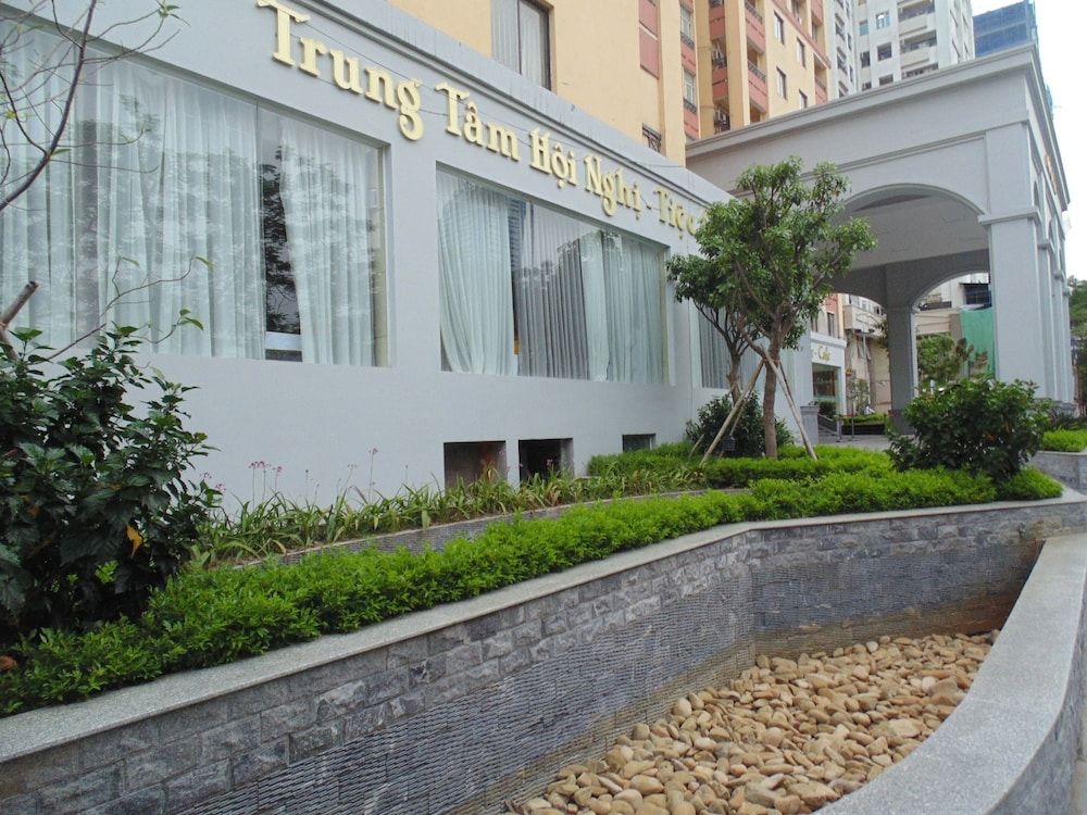 undefined Sport Hotel 2