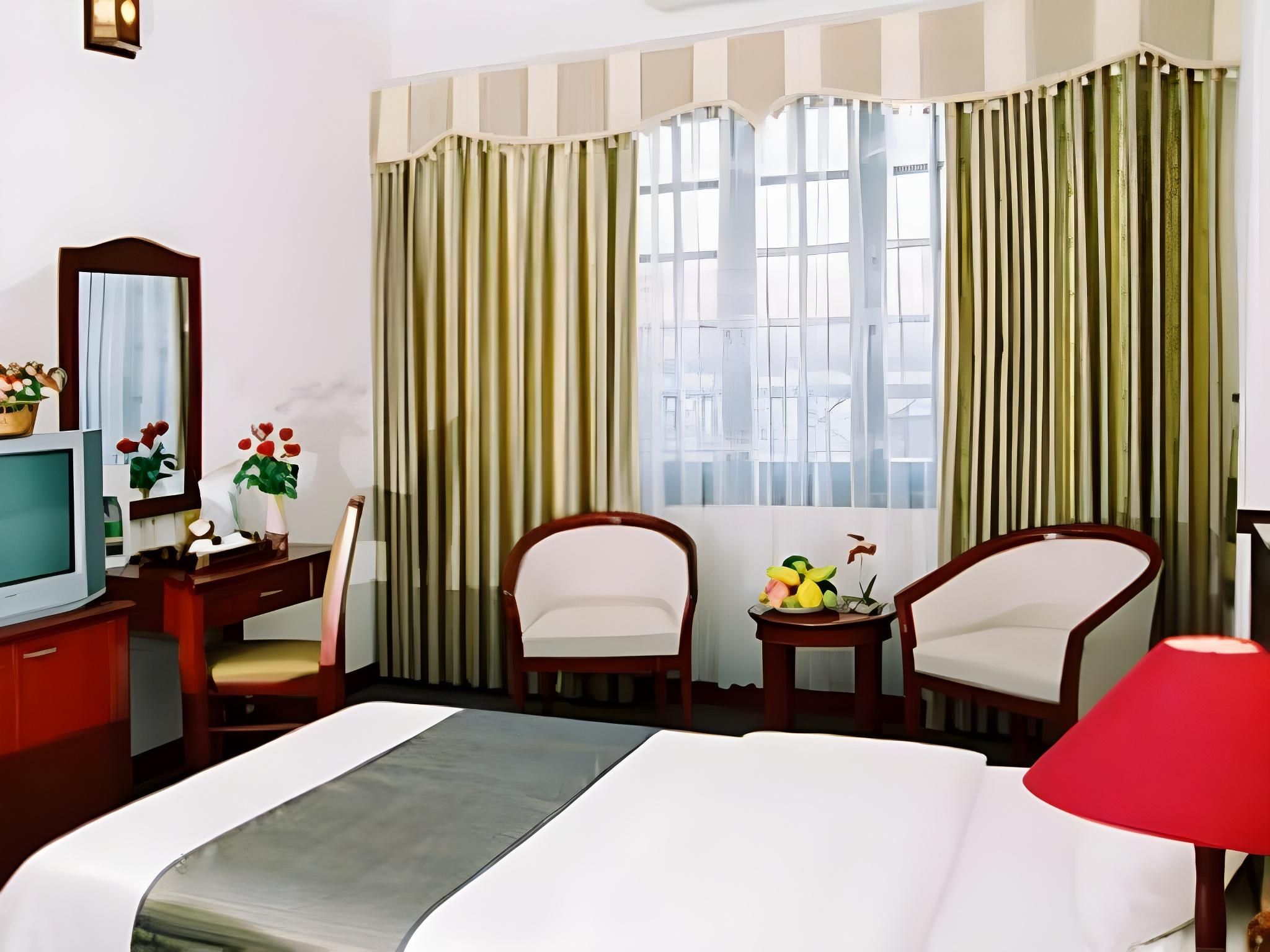 undefined Sport Hotel 8