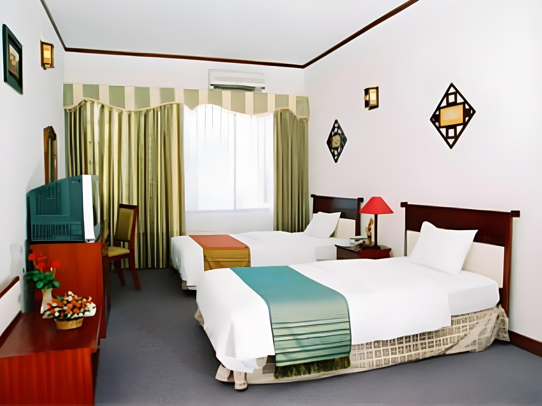 undefined Sport Hotel 7