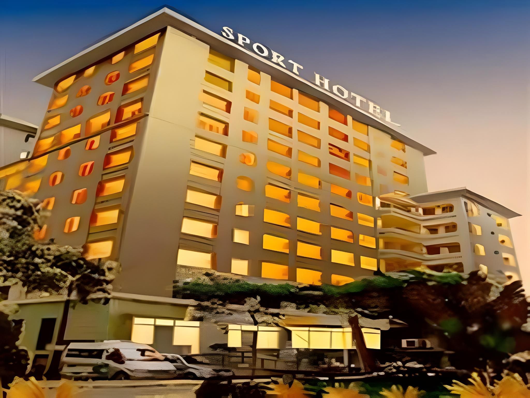 undefined Sport Hotel 4