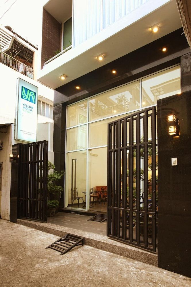 undefined Yellow House Saigon Hotel 7