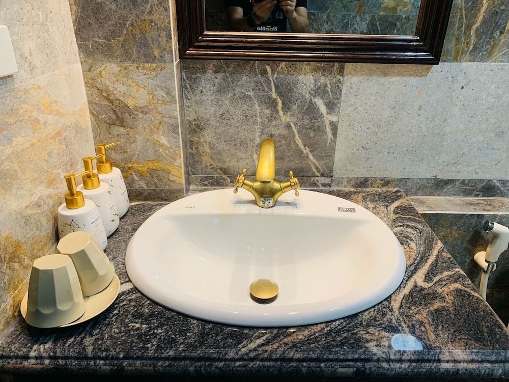 Dinh Gia Home Classic Bungalow 10