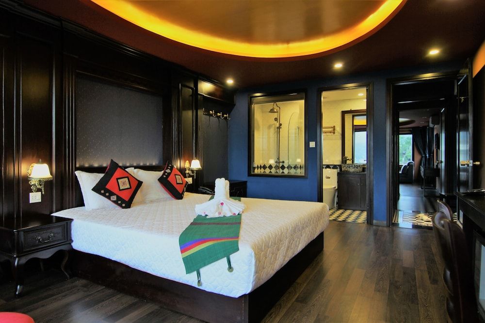 Sapa House Hotel Halal Certified Deluxe Double Room, Balcony