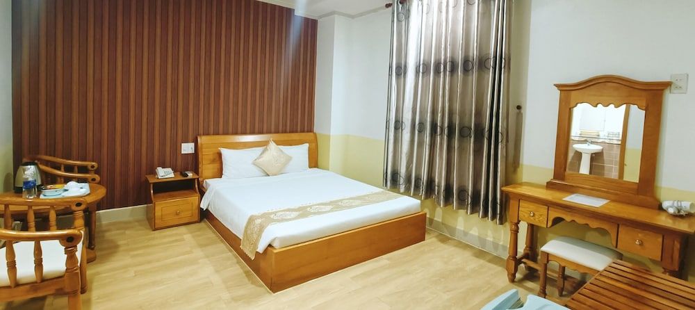 undefined Linh Phuong 8 Hotel 3