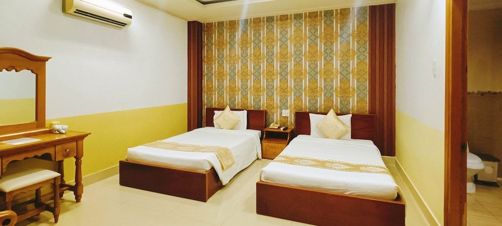 undefined Linh Phuong 8 Hotel 2